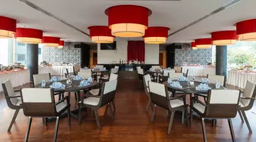PHUKET GRACELAND RESORT & SPA