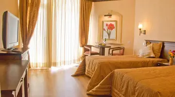 PIA BELLA HOTEL