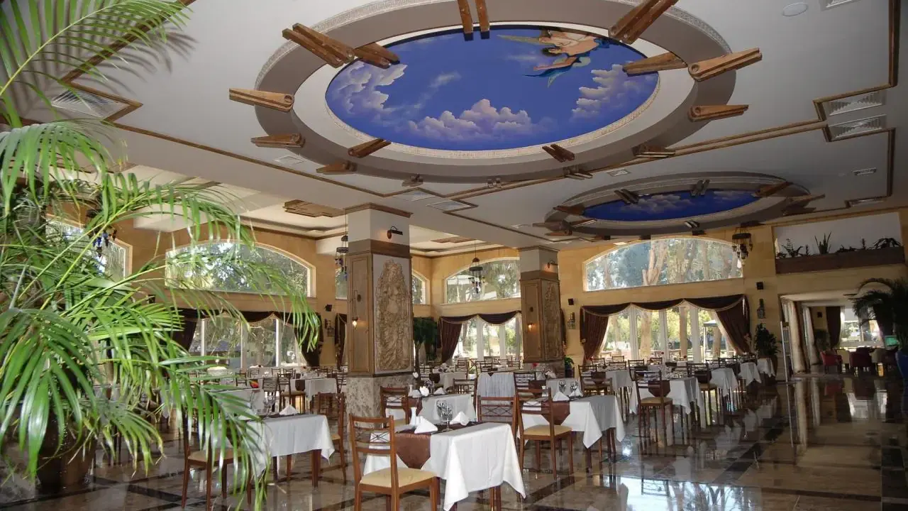 PIA BELLA HOTEL