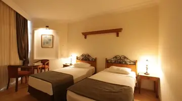 PIA BELLA HOTEL