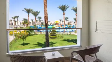 Pickalbatros Dana Beach Resort