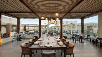 PICKALBATROS LUXURY SUITES