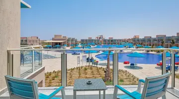 Pickalbatros Sea World Resort