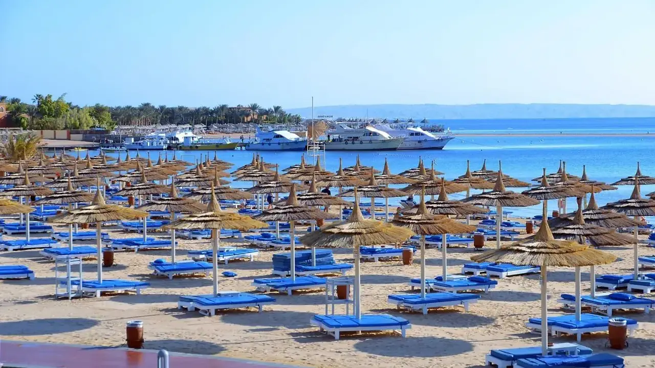 PICKALBATROS WHITE BEACH RESORT - HURGHADA