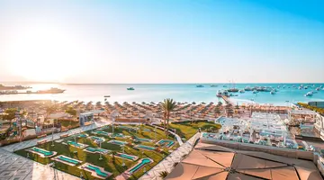 Pickalbatros White Beach Resort
