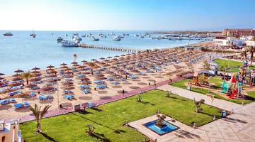 Pickalbatros White Beach Resort