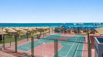Pickalbatros White Beach Resort
