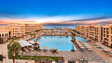 Pickalbatros White Beach Resort