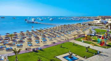 Pickalbatros White Beach Resort