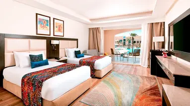 Pickalbatros White Beach Resort
