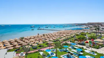 Pickalbatros White Beach Resort