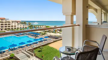 PICKALBATROS WHITE BEACH