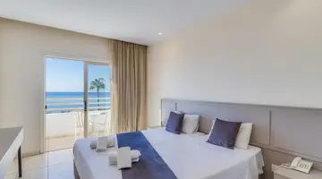 Piere Anne Beach Hotel