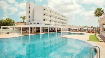 Piere Anne Beach Hotel