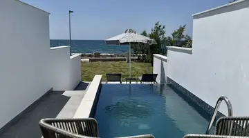 Piere Anne Beach Hotel