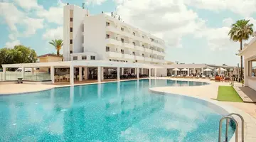 Piere Anne Beach Hotel