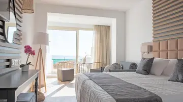 Piere Anne Beach Hotel