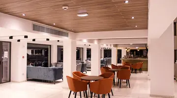 Pierre Anne Beach Hotel