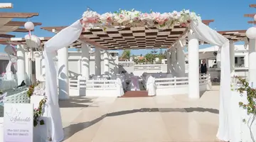 Pierre Anne Beach Hotel