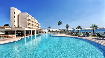 Pierre Anne Beach Hotel