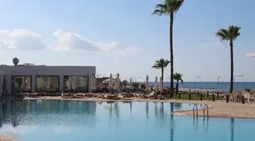 Pierre Anne Beach Hotel