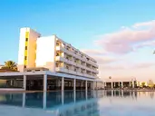 Pierre Anne Beach Hotel
