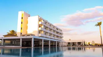 Pierre Anne Beach Hotel