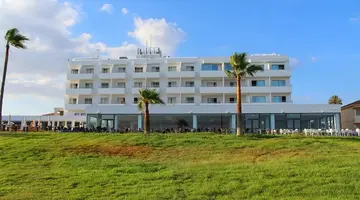 Pierre Anne Beach Hotel