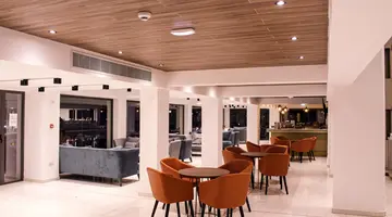 Pierre Anne Beach Hotel
