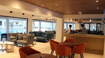 Pierre Anne Beach Hotel