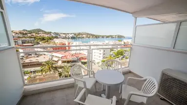 Pierre V. Mallorca Deya