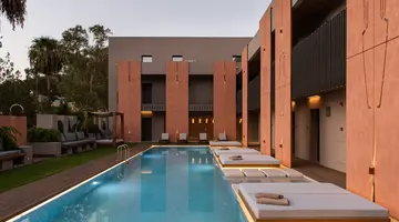 PILOT AMPHORA BOUTIQUE HOTEL