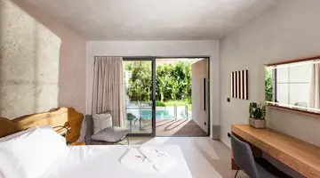 PILOT AMPHORA BOUTIQUE HOTEL