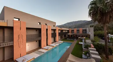 PILOT AMPHORA BOUTIQUE HOTEL
