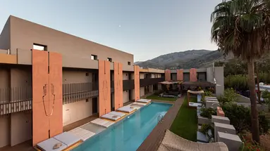 PILOT AMPHORA BOUTIQUE HOTEL