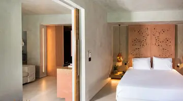 PILOT AMPHORA BOUTIQUE HOTEL