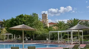 Pilot Beach Resort