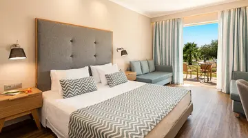Pilot Beach Resort