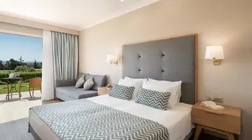 Pilot Beach Resort