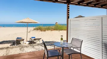 Pilot Beach Resort