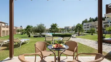 Pilot Beach Resort