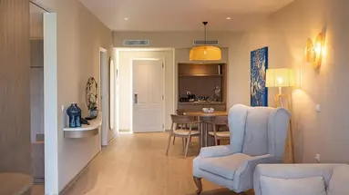 Pilot Beach Resort