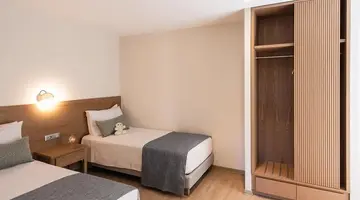 Pilot Beach Resort