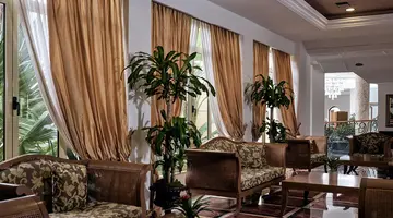Pilot Beach Resort
