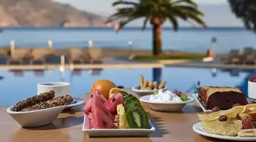 Pilot Beach Resort