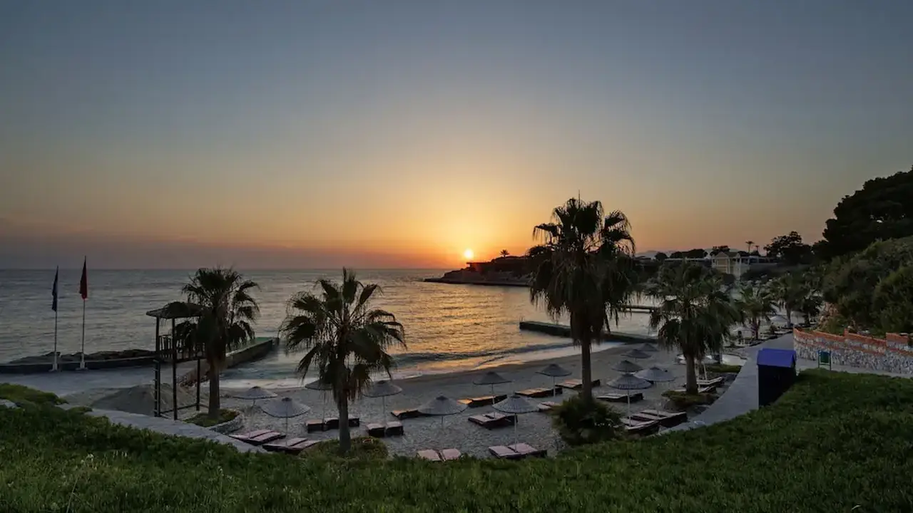 Pine Bay Holiday Resort
