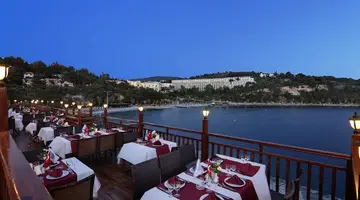 Pine Bay Holiday Resort