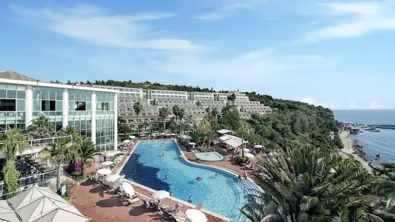Pine Bay Holiday Resort