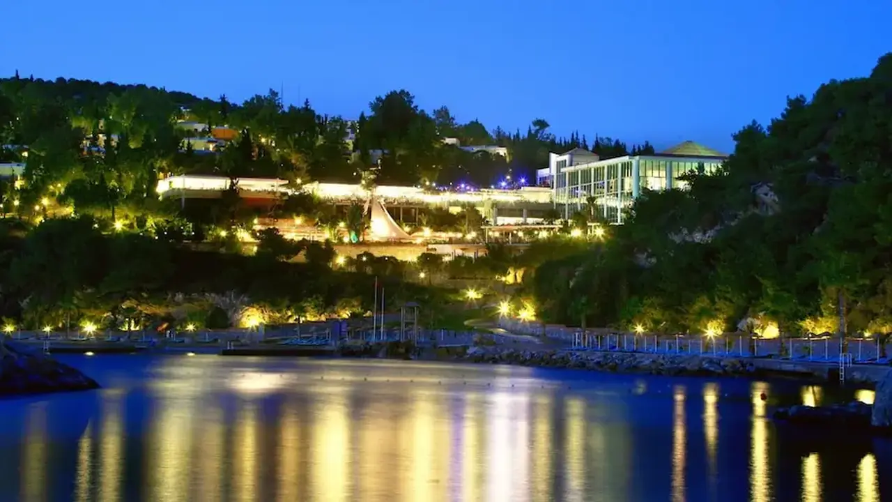 Pine Bay Holiday Resort