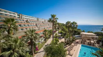 Pine Bay Holiday Resort